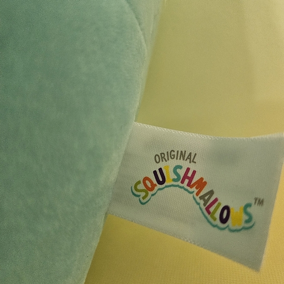 NWT 11” Natnat the Alien Squishmallow Flower Headband Crown - Picture 4 of 4